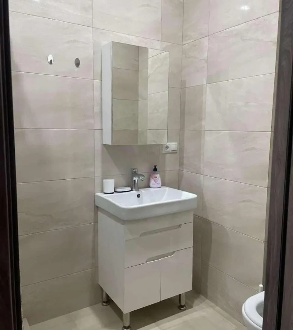 Apartment In Tetris Building Piramida, 150M From The State Subway Tbilisi