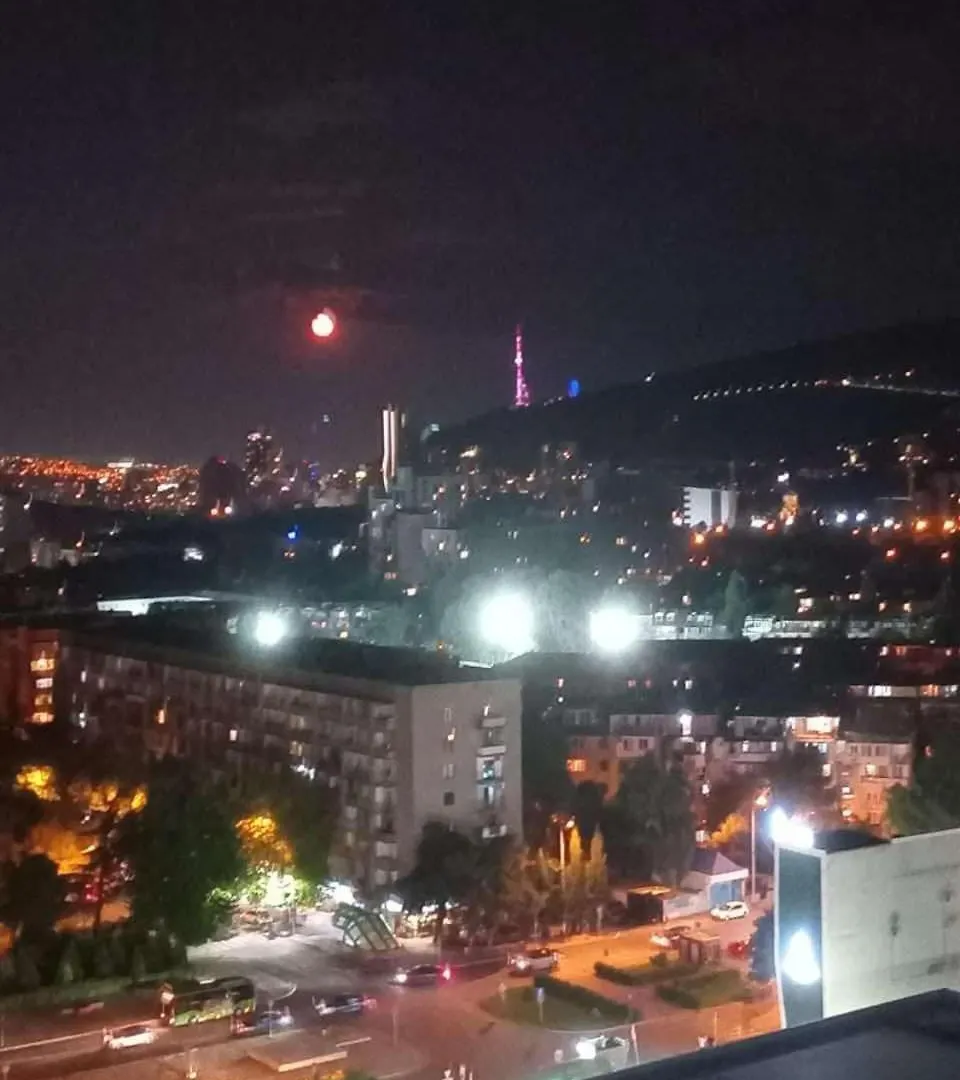 Apartment In Tetris Building Piramida, 150M From The State Subway Tbilisi